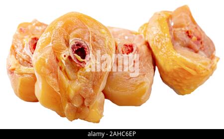 Immagine di crudo fresco le cosce di pollo, nessuno. Isolato su sfondo bianco Foto Stock