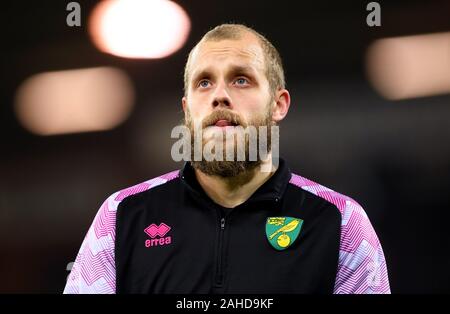 Norwich City's Teemu Pukki durante il pre-match warm up prima dell inizio del match di Premier League a Carrow Road, Norwich. Foto Stock