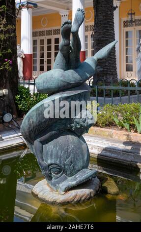 Cortile Delle Muse, Palazzo Achilleion, Corfù, Grecia Foto Stock