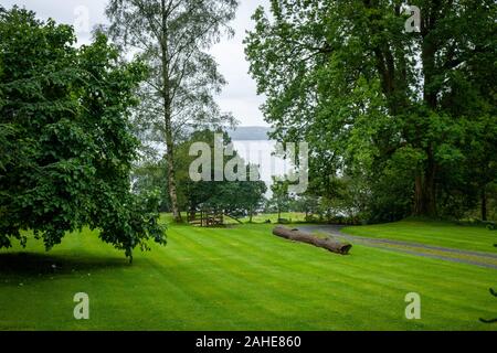 Un castello neogotico vittoriano di Wray, Lake District, Cumbria, Regno Unito Foto Stock