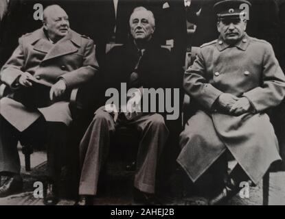 Conferenza di Yalta: Josif Stalin, Winston Churchill, Franklin Roosevelt (Yalta, Crimea, Febbraio 4-11, 1944) Foto Stock