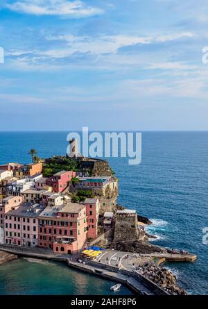 Il Castello dei Doria a Vernazza, Cinque Terre, Sito Patrimonio Mondiale dell'UNESCO, Liguria, Italia Foto Stock