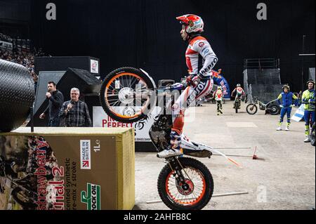 Sheffield, Regno Unito. 28 dicembre, 2019. durante il venticinquesimo anniversario di Sheffield Trial Indoor all'FlyDSA Arena, Sheffield sabato 28 dicembre 2019. (Credit: Ian Charles | MI News) Credito: MI News & Sport /Alamy Live News Foto Stock