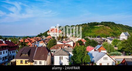 Townscape vista in elevazione, Kazimierz Dolny, Lublino voivodato, Polonia Foto Stock