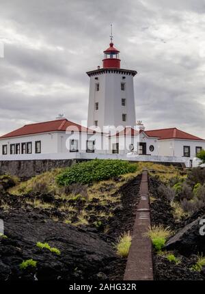 Faro in Ponta da Ilha, isola Pico, Azzorre, Portogallo Foto Stock