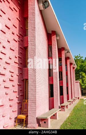 Hyderabad Saint Philipp's protestanti chiesa cristiana vista pittoresca su un soleggiato Blue Sky giorno Foto Stock