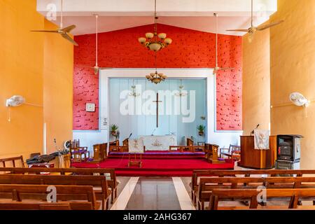 Hyderabad Saint Philipp's cristiano protestante chiesa pittoresca vista interna su un soleggiato Blue Sky giorno Foto Stock
