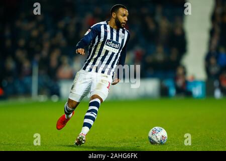 West Bromwich, West Midlands, Regno Unito. Il 29 dicembre 2019; i biancospini, West Bromwich, West Midlands, Inghilterra; Campionato inglese di calcio, West Bromwich Albion versus Middlesbrough; Matt Phillips di West Bromwich Albion sulla sfera - rigorosamente solo uso editoriale. Nessun uso non autorizzato di audio, video, dati, calendari, club/campionato loghi o 'live' servizi. Online in corrispondenza uso limitato a 120 immagini, nessun video emulazione. Nessun uso in scommesse, giochi o un singolo giocatore/club/league pubblicazioni Credit: Azione Plus immagini di sport/Alamy Live News Foto Stock