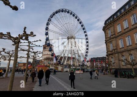 Mercatino di Natale di Düsseldorf Burgplatz Foto Stock