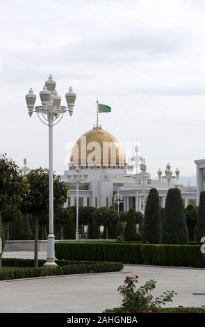 Palazzo Presidenziale ad Ashgabat in Turkmenistan Foto Stock