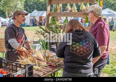 L'aglio e Arts Festival in arancione, Massachusetts Foto Stock