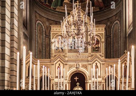 Serbo-ortodossa di San Spiridione Chiesa (Chiesa di San Spiridione) di Trieste vicino al canal grande sulla piazza san antonio nuovo con il w Foto Stock