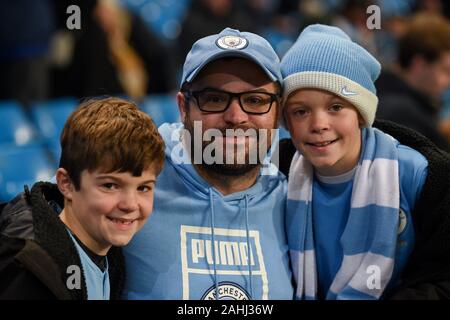 Il 29 dicembre 2019, lo Stadio Etihad, Manchester, Inghilterra; Premier League, Manchester City v Sheffield Regno : Manchester City tifosi Credito: Richard Long/news immagini Foto Stock