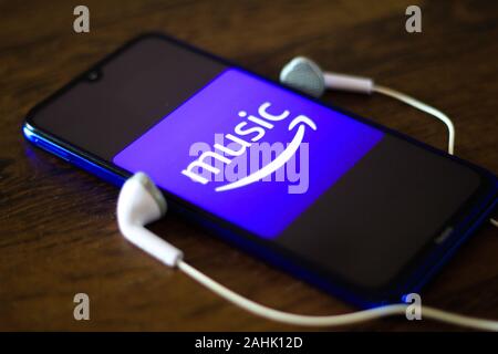 Il Brasile. 30 Dic, 2019. In questa illustrazione della foto del Amazon logo musicale si vede visualizzato su uno smartphone. Credito: Rafael Henrique SOPA/images/ZUMA filo/Alamy Live News Foto Stock