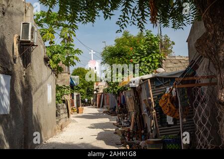 JOAL-FADIOUTH, SENEGAL - NOVEMBRE15, 2019: vista sulla storica isola Fadiauth. Il Senegal. Africa occidentale. Foto Stock