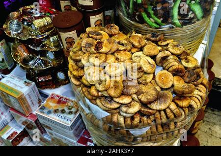 Fichi secchi - Grand Bazaar di Istanbul - lo stretto del Bosforo - TURCHIA Foto Stock