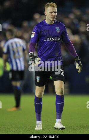 SHEFFIELD, Inghilterra - Dicembre 29th Cameron Dawson di Sheffield Mercoledì durante il cielo di scommessa match del campionato tra Sheffield mercoledì e Cardiff City a Hillsborough, Sheffield domenica 29 dicembre 2019. (Credit: Mark Fletcher | MI News( la fotografia può essere utilizzata solo per il giornale e/o rivista scopi editoriali, è richiesta una licenza per uso commerciale Foto Stock