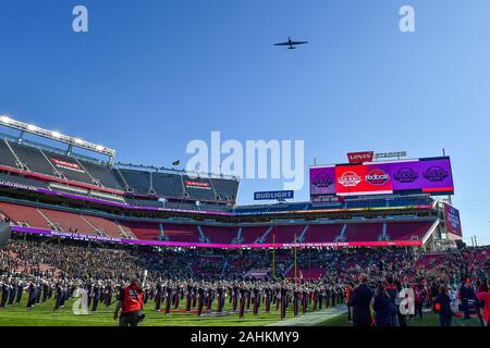 Santa Clara, California, USA. 30 Dic, 2019. Un cavalcavia prima della ciotola Redbox gioco tra le università di California Golden Bears e la University of Illinois Fighting Illini a Levi's Stadium di Santa Clara, California. Chris Brown/CSM/Alamy Live News Foto Stock