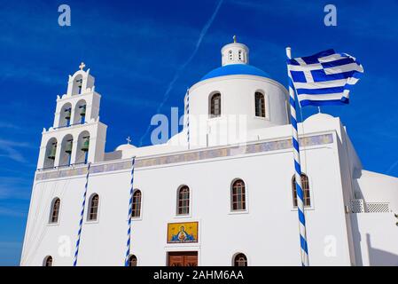 Ekklisia Agios Onoufrios chiesa in Oia - Santorini, Grecia Foto Stock