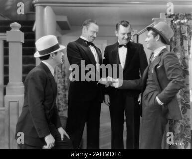 JOHN MACK BROWN WALLACE BEERY PAUL HURST e Clark Gable nel segreto 6 1931 Direttore George W. Hill storia e dialogo Frances Marion un cosmopolita Produzione / Metro Goldwyn Mayer Foto Stock