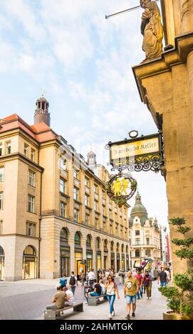 Scena di strada di fronte Auerbachs Keller Foto Stock