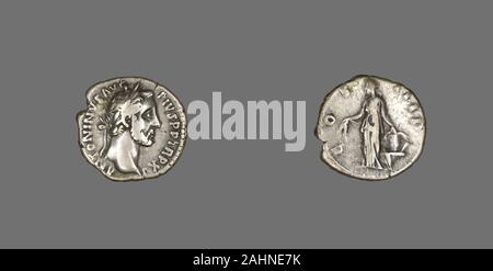 Antico romano. Denario (moneta) raffigurante l'imperatore Antonino Pio. 152 annuncio. Impero Romano. Argento Foto Stock