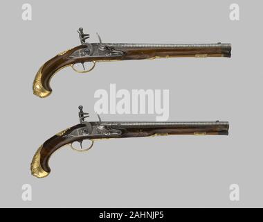 Coppia di custodia Flintlock Pistols. 1710-1740. A LIEGI. Acciaio, argento, ottone, legno (noce), e mercurio doratura Foto Stock