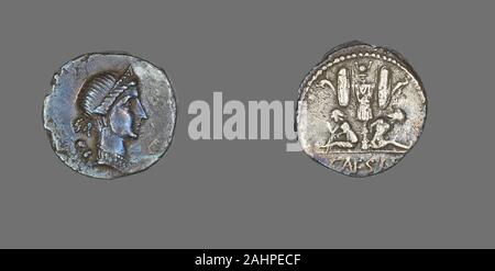 Antico romano. Denario (moneta) raffigurante la dea Venere. 46 BC-45 BC. Impero Romano. Argento Foto Stock