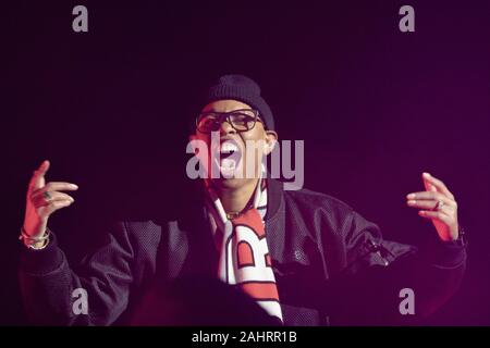 Roma, Italia. 01 gen, 2020. Esegue la pelle durante i festeggiamenti di Capodanno al Circo Massimo di Roma. Credito: SOPA Immagini limitata/Alamy Live News Foto Stock