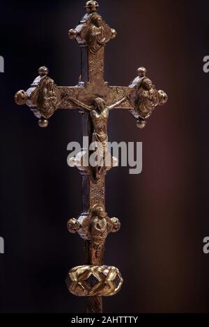 Città del Vaticano il Vaticano. Il 1° gennaio 2020. Papa Francesco celebra la santa Messa nella Solennità di Maria Santissima nella Basilica di San Pietro in Vaticano. © Evandro Inetti tramite filo di ZUMA) Credito: ZUMA Press, Inc./Alamy Live News Foto Stock