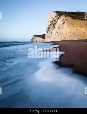 Le Bianche scogliere del Dorset in Inghilterra. Foto Stock