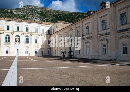 Il complesso di Belvedere a San Leucio, con Borboni royal mansion e della fabbrica di seta, sito patrimonio mondiale dell'Unesco a Caserta, Italia Foto Stock