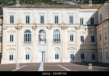 Il complesso di Belvedere a San Leucio, con Borboni royal mansion e della fabbrica di seta, sito patrimonio mondiale dell'Unesco a Caserta, Italia Foto Stock