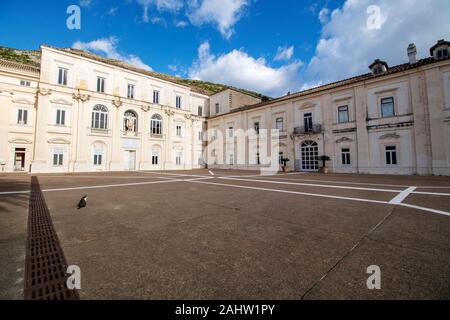 Il complesso di Belvedere a San Leucio, con Borboni royal mansion e della fabbrica di seta, sito patrimonio mondiale dell'Unesco a Caserta, Italia Foto Stock