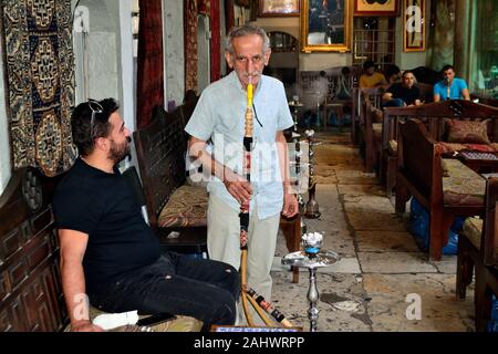Sala da tè in Istanbul - lo stretto del Bosforo - TURCHIA Foto Stock