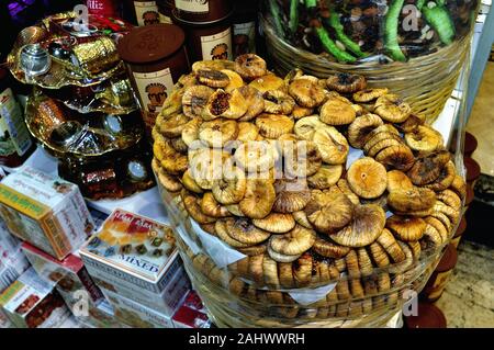 Fichi secchi - Grand Bazaar di Istanbul - lo stretto del Bosforo - TURCHIA Foto Stock