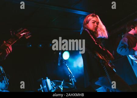 Copenhagen, Danimarca. 10th, novembre 2018. Il cantante e cantautore Snail mail esegue un concerto dal vivo a Stengade in Copenhagen. (Photo credit: Gonzales foto - Mathias Kristensen). Foto Stock