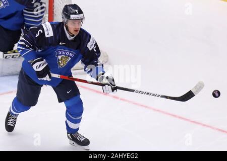 Mikko Kokkonen (FIN) in azione durante il 2020 IIHF mondo junior di Hockey su ghiaccio campionati del Gruppo una corrispondenza tra la Finlandia e la Svizzera in Trinec, Cze Foto Stock