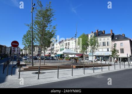 Chalons en Champagne (Francia nord-orientale): "place de la Republique" square Foto Stock