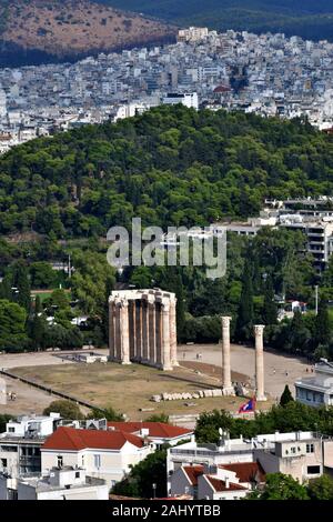 La Grecia. Atene. Resti del Tempio di Zeus Olimpio. Foto Stock