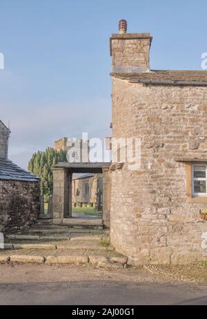 Curvo in muratura di pietra Yorkshire Foto Stock