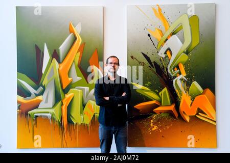 Mirko Reisser, alias DAIM graffiti artista particolarmente noto per la sua 3D-stile opere graffiti: retrospettiva di hangar 107 Foto Stock