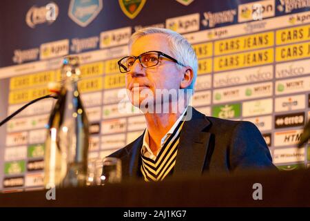 02-01-2020: Voetbal: Presentatie Alan Pardew: Den Haag Alan Pardew (ADO Den Haag) Foto Stock