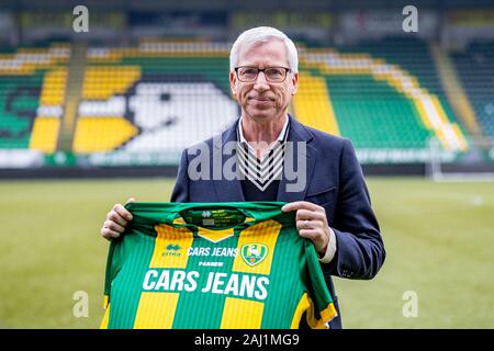 02-01-2020: Voetbal: Presentatie Alan Pardew: Den Haag Alan Pardew (ADO Den Haag) Foto Stock