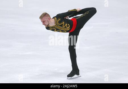 Oberstdorf, Germania. 02Jan, 2020. La figura pattinare, campionato tedesco, i singoli uomini breve programma: Thomas Stoll pattini sul ghiaccio. Credito: Karl-Josef Hildenbrand/dpa/Alamy Live News Foto Stock