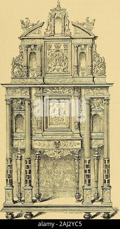 Gazette des beaux-arts . Cesmeubles, dun aspetto très caractéristique, proviennent, dit-su, de lasacristie du château de Chinon (collezioni Soltykoff, Mordret,pericoli, Gavet.) François Ier. - Dressoir de noyer, formé dun buffet àdeux centrale vantaux et à tiroirs, surmonté dun dossier. Panneaux à figuresdapôtres et sujets de la vie de Jésus-Christ, séparés par des pilastresà arabeschi ; serrures et pentures très ouvragées. La frise ducouronnement, dun lo stile eccellente, est formée de bucranes alternantavec des écus soutenus par des enfants et ensemble reliés par desguirlandes. Lassemblage généra Foto Stock