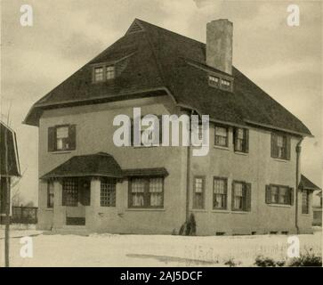 Antincendio costruzione di case e di altri edifici a costo moderato. . La piastra 5. Residence a Mt. Vernon, N. Y. pareti di Terra Cotta Pignatta con finitura cementstucco. S. A. Guttenbero;, Mount Vernon, N. Y., architetto.. Piastra 6. Residence a Plainfield, N. J. Scudieri e Wynkoop, New York, architetti.Questo edificio è costruito tutto di Terracotta Pignatta ed è assolutamente ignifugo ad eccezione del tetto che è legno. Vedere lettera sulla pagina 91 per fornire i particolari di costruzione e di costo. La piastra 7. Residence a Englewood, N. J. Delano e Aldiich, New York, architetti.Un completamente firepro Foto Stock