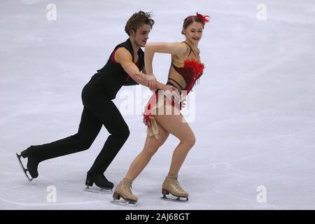 Oberstdorf, Germania. 02Jan, 2020. La figura pattinare, campionato tedesco, la danza su ghiaccio: Katharina Müller e Tim Dieck pattinare sul ghiaccio. Credito: Karl-Josef Hildenbrand/dpa/Alamy Live News Foto Stock