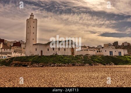 Moschea Sidi Mohammed Ben Abdallah in Mirleft in spiaggia Foto Stock