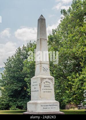 Memorial a Potatau Te Wherowhero, primo re Maori, Ottagono Riserva, Ngaruawahia, Nuova Zelanda Foto Stock